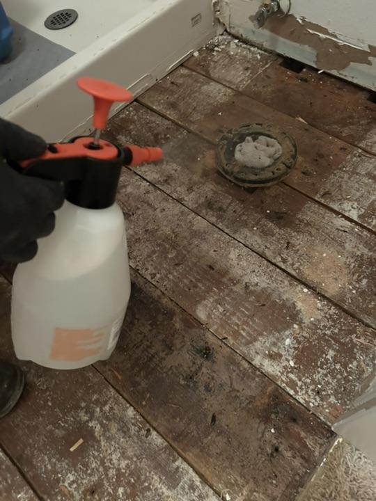 Professional odor removal and deodorization equipment in St. Charles County